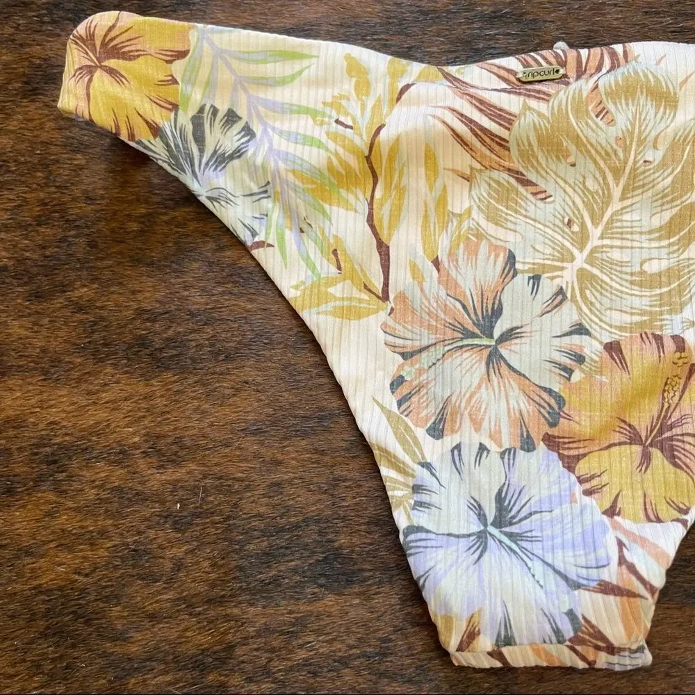 NWT Rip Curl Paradise Calling Cheeky Ribbed Bikini Bottoms - Picture 7 of 12